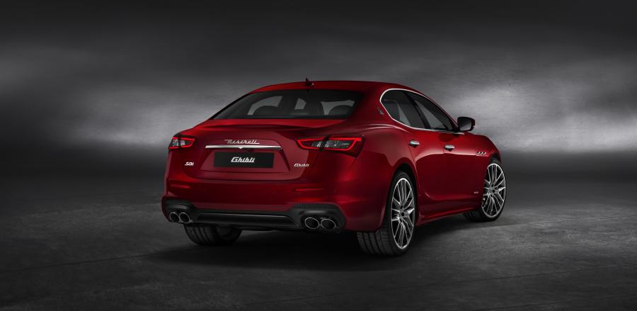  Maserati Ghibli S Q4 GranSport 2017 года  (фото 28 из 48)